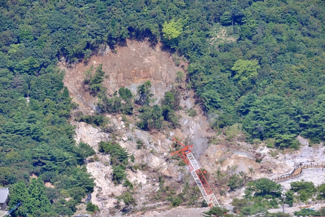 雲仙八万地獄の土砂崩れ